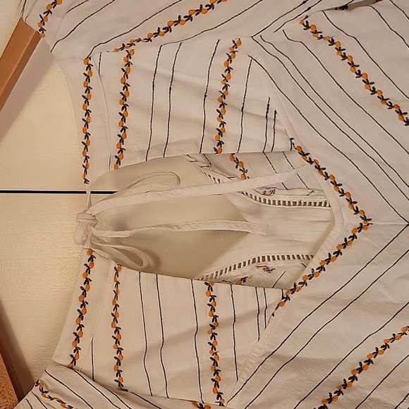 Anthropologie Maeve Cropped Keyhole-Back Top - Picture 7 of 7